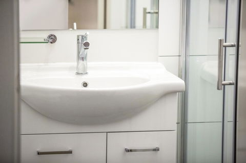 Nightcap At Hume Hotel - QLD Tourism 5