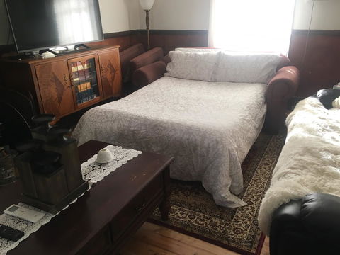 Caledonia Cottage - QLD Tourism 4