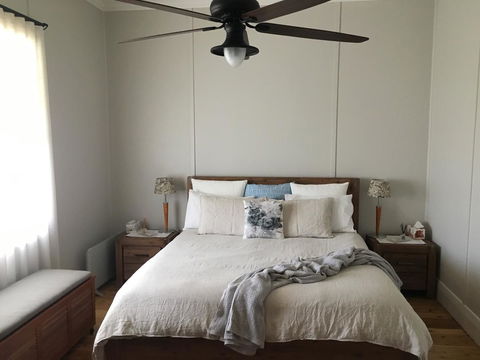 Caledonia Cottage - QLD Tourism 3