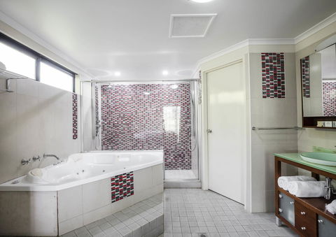 Mercure Darwin Airport Resort - Queensland Tourism 11