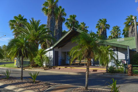 Desert Palms Alice Springs - Queensland Tourism 32