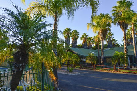 Desert Palms Alice Springs - Queensland Tourism 21