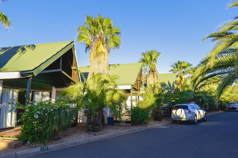 Desert Palms Alice Springs - Queensland Tourism 15