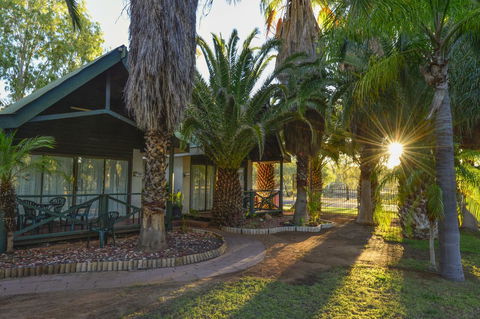 Desert Palms Alice Springs - Queensland Tourism 12