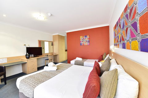 Diplomat Hotel Alice Springs - Queensland Tourism 8