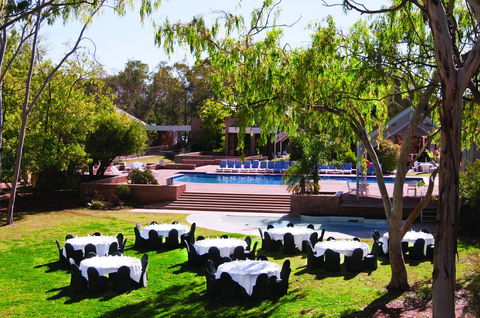 DoubleTree By Hilton Alice Springs - Queensland Tourism 15