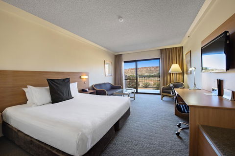 DoubleTree By Hilton Alice Springs - Queensland Tourism 27