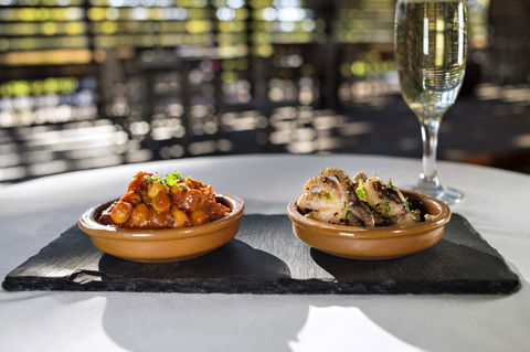 DoubleTree By Hilton Alice Springs - Queensland Tourism 13