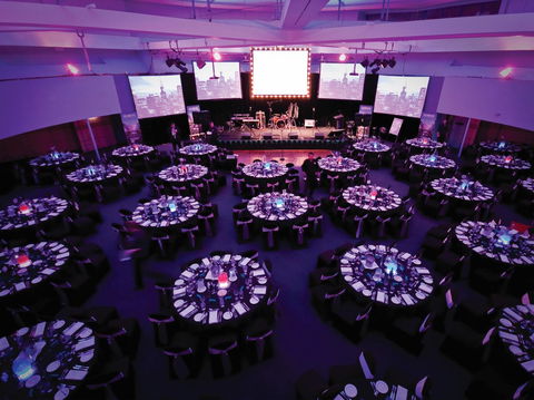 DoubleTree By Hilton Alice Springs - Queensland Tourism 4