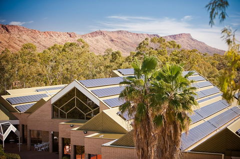 DoubleTree By Hilton Alice Springs - Queensland Tourism 32