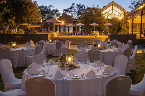 DoubleTree By Hilton Alice Springs - Queensland Tourism 21