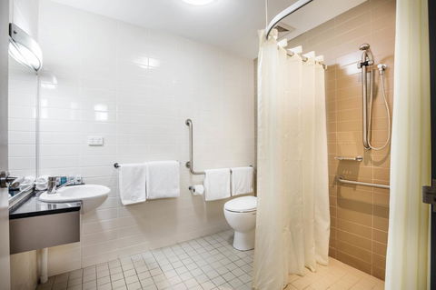 Novotel Darwin Airport - Queensland Tourism 31