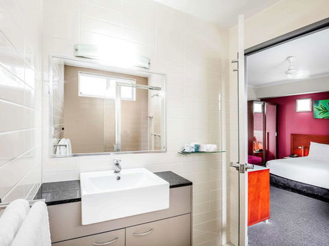Novotel Darwin Airport - Queensland Tourism 29
