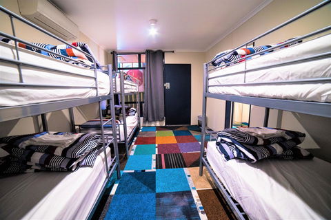 Jump Inn Alice Budget Accommodation - Queensland Tourism 42