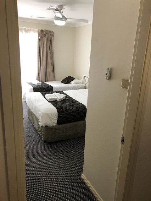 Beaches Serviced Apartments - QLD Tourism 4