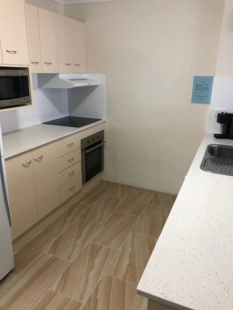 Beaches Serviced Apartments - QLD Tourism 11
