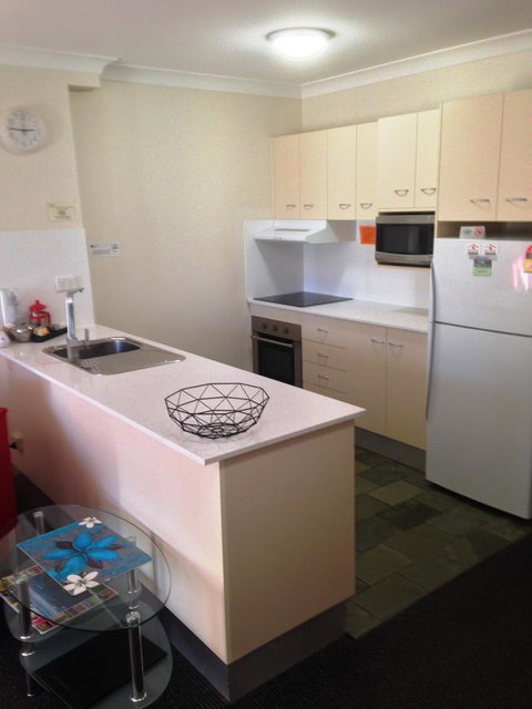 Beaches Serviced Apartments - QLD Tourism 38