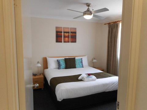Beaches Serviced Apartments - QLD Tourism 28