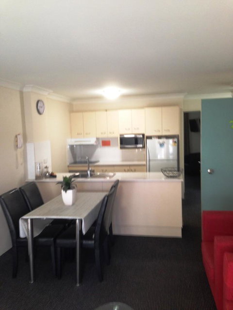 Beaches Serviced Apartments - QLD Tourism 37