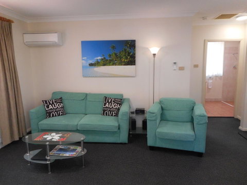 Beaches Serviced Apartments - QLD Tourism 25