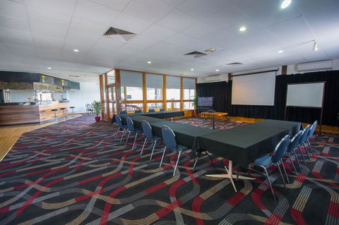 Elkira Court Motel - Queensland Tourism 18