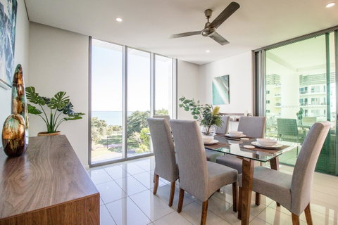 ZEN BY THE WATER - Esplanade Darwin Retreat - QLD Tourism 25