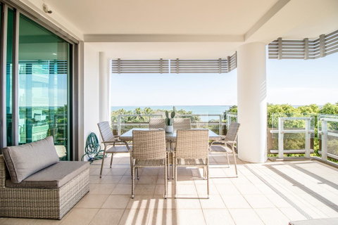 ZEN BY THE WATER - Esplanade Darwin Retreat - QLD Tourism 39