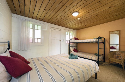 Glen Helen Lodge - QLD Tourism 11