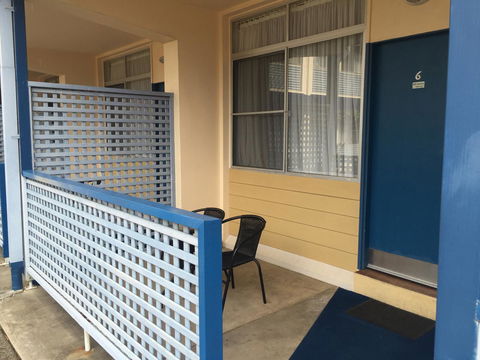 Golden Sands Motor Inn - QLD Tourism 15