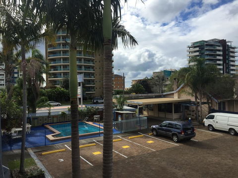 Golden Sands Motor Inn - QLD Tourism 20