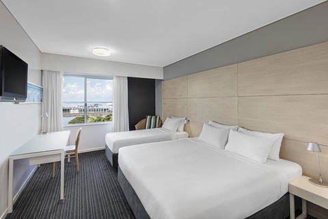 Vibe Hotel Darwin Waterfront - QLD Tourism 15