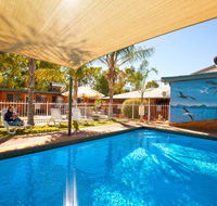 Alice Lodge Backpackers - Queensland Tourism