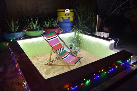 Alice\'s Secret Travellers Inn - Queensland Tourism 31