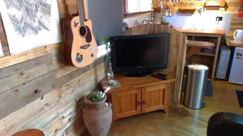 Alice\'s Secret Travellers Inn - Queensland Tourism 9