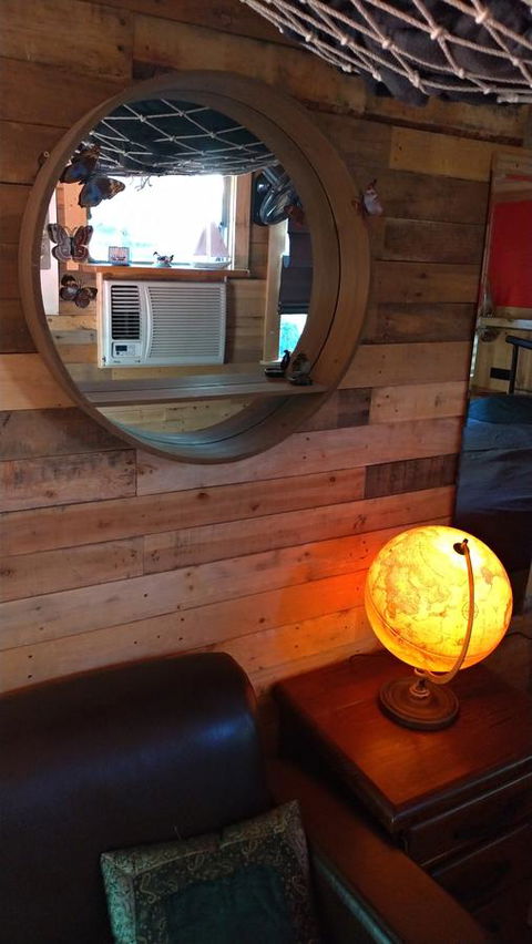 Alice\'s Secret Travellers Inn - Queensland Tourism 6