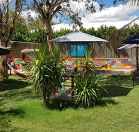 Alice's Secret Travellers Inn - Queensland Tourism