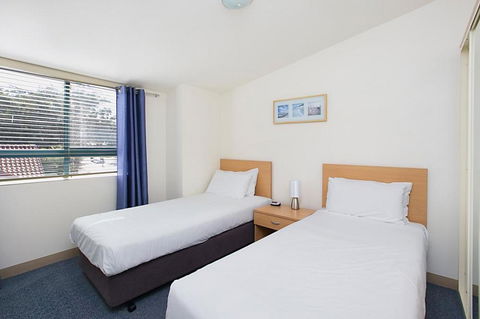 Nelson Bay Breeze - Queensland Tourism 16