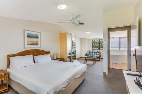 Nelson Bay Breeze - Queensland Tourism 25