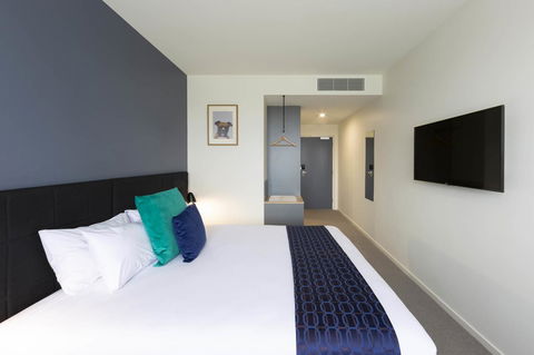 Mantra MacArthur Hotel - QLD Tourism 16