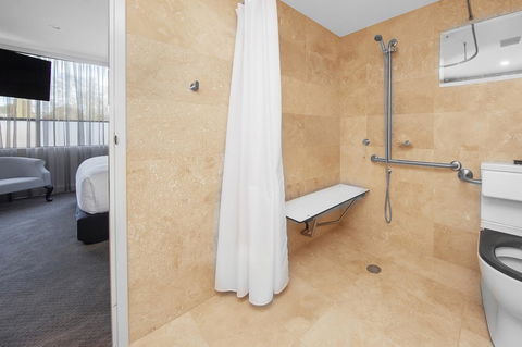 Canberra Rex Hotel - QLD Tourism 16