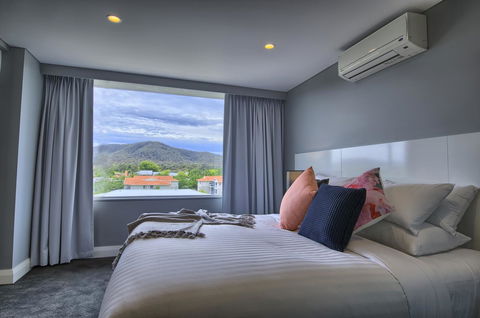 Canberra Rex Hotel - QLD Tourism 0