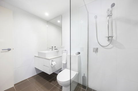 Canberra Rex Hotel - QLD Tourism 18