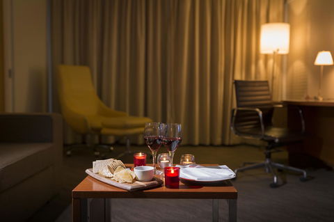 Novotel Canberra - QLD Tourism 42