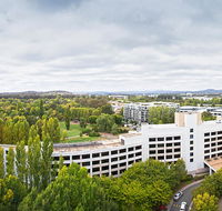 Crowne Plaza Canberra - Queensland Tourism