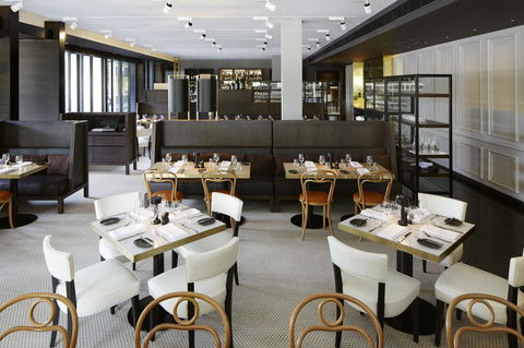 Burbury Hotel - QLD Tourism 17