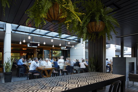 Burbury Hotel - QLD Tourism 20