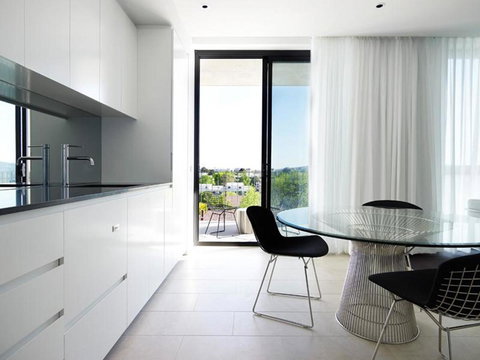 Burbury Hotel - QLD Tourism 8