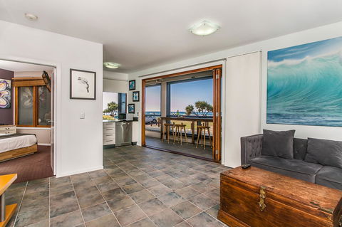 Lennox Holiday Apartments - QLD Tourism 40