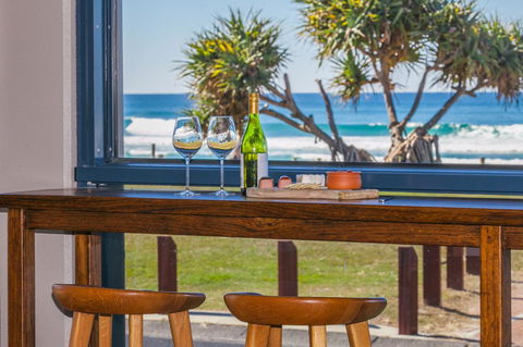 Lennox Holiday Apartments - QLD Tourism 7