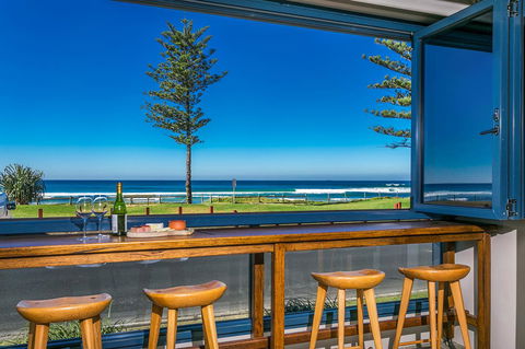 Lennox Holiday Apartments - QLD Tourism 4